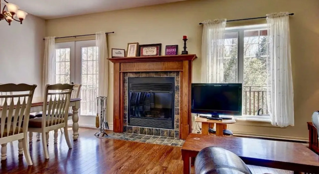 Condo vivaldi, 予約 ホテル Orford Quebec