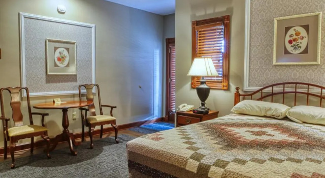 Carlisle Inn Walnut Creek, Rezerwuj Hotel Hotele w Ohio z parkingiem, Parking