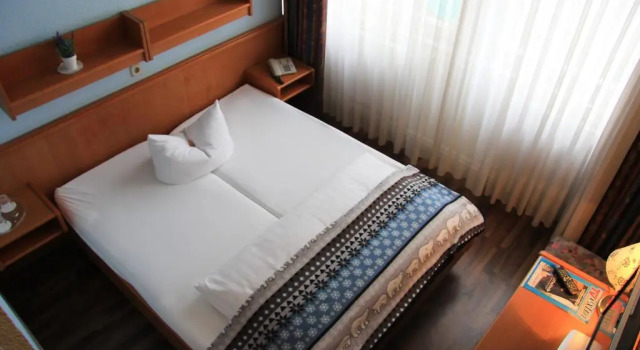 Номер Comfort Hotel Columbia Berlin am Platz der Luftbrücke