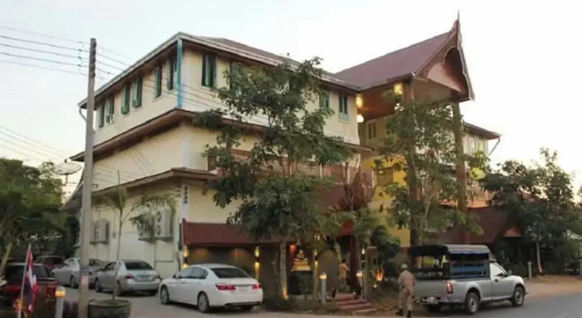 Ruenthai Ayutthaya Resort and Restaurant, Забронировать Курортный отель Аюттхая провинция Аюттхая