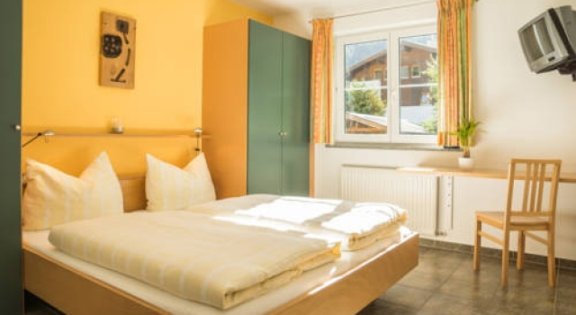 Haus Kaser, Prenota Hotel Hotel a Tirolo con parcheggio, Parcheggio