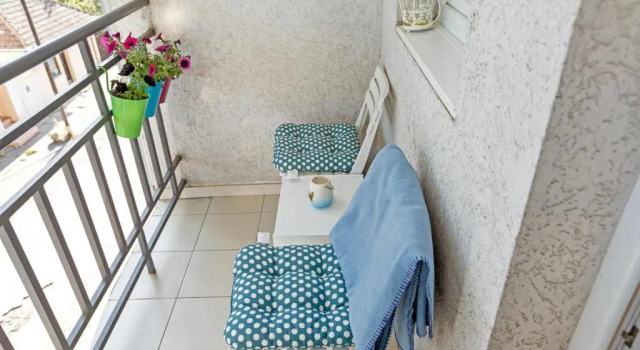 Апартаменты с балконом Linden flower Apartment