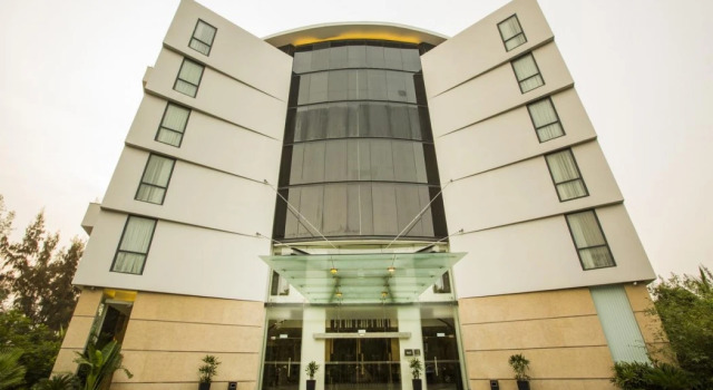 Melia Danang Beach Resort