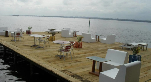 Azito Palace, Prenota Hotel Hotel a Abidjan con piscina, Piscina
