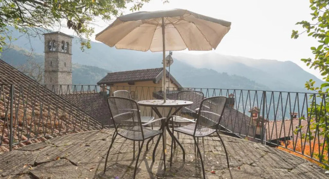 Вилла Villa Torre di Palanzo with Magnificent View
