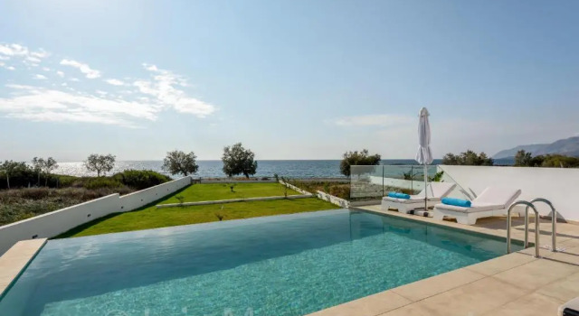 Вилла Villa Pelagia Seafront Villa Pelagia Superb New Listing2021