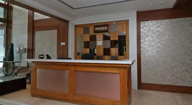 Hotel Lotus Paradise