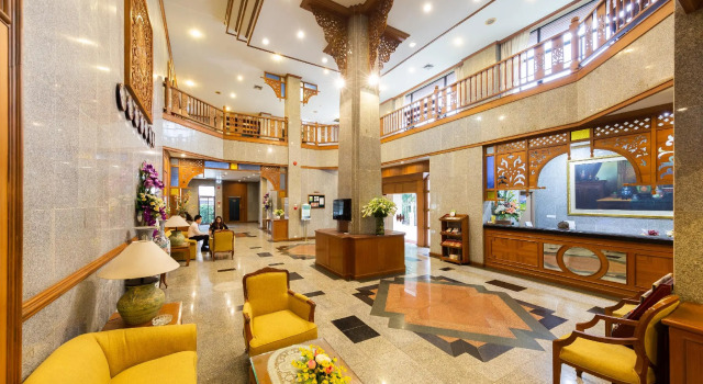 Номер Standard Oriental Palace Apartments Hanoi