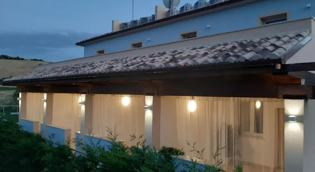 Country House Andromeda, Varaa Hotelli Hotellit ja majoitukset kohteessa Offida, Hotelli