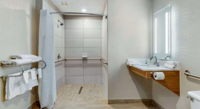 Номер Standard Days Inn by Wyndham San Antonio Downtown