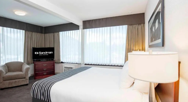 Номер Deluxe Sandman Hotel Penticton