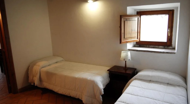 Le Case Della Posta, Book Hotel Hotels in Abruzzo with Parking, Parking