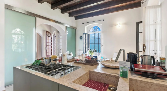 Lake Front Villa Schlosser- Happy Rentals, Prenota Villa Hotel a Veneto con piscina, Piscina