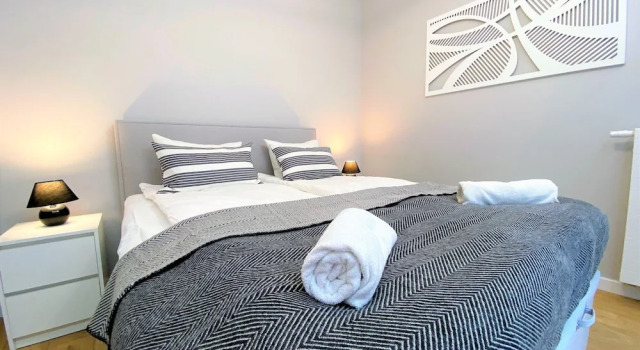 Апартаменты Premium c 1 комнатой с балконом и с видом на сад erApartments Browary Warszawskie