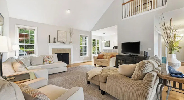 Fairview Vista by Avantstay 10 Mins to Asheville, Buchen Sie Ferienhaus Fairview North Carolina