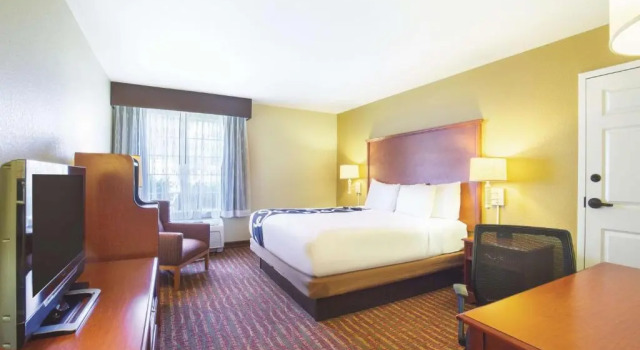 Номер Standard La Quinta by Wyndham Bentonville