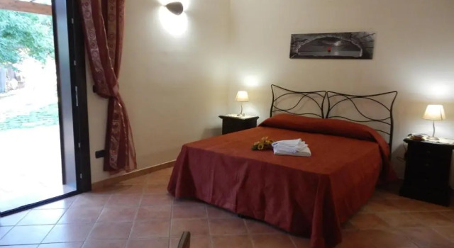 Agriturismo Monte degli Angeli, Забронировать Отель Отели Карпиньяно-Салентино с парковкой, Парковка