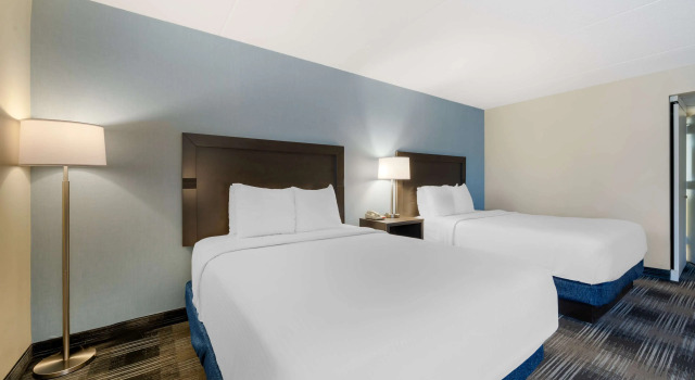 Четырёхместный номер Standard Best Western Plus Alexandria Fort Belvoir