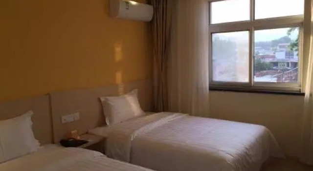 7Days Inn Tianjin Jixian Gulou dule Temple, Buchen Sie Hotel Jixian Tianjin Area