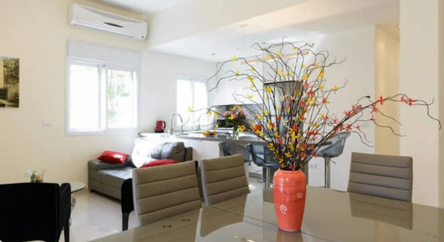Comfort Family Apartment near Beach by FeelHome, Reserva ahora Apartamento Tel Aviv Distrito Central de Israel