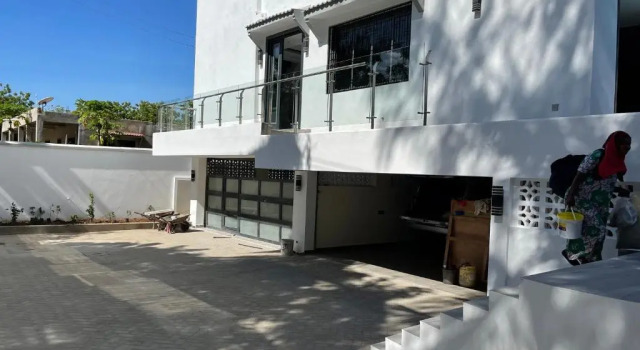 Вилла Bingo House Watamu, A Modern 5-Bedroom Villa with Pool, A Kids Heaven