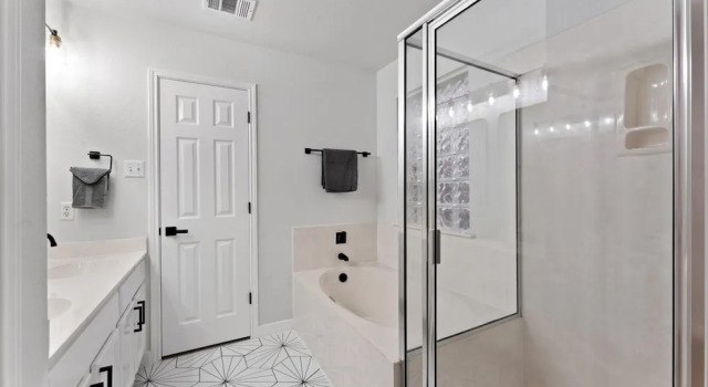 Коттедж Modern & Homey 3BR Home, Remote Work Friendly, King Beds, Fast WiFi