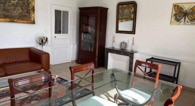 Gîte Les Minimes, Book Hotel Hotels in Avallon with Parking, Parking