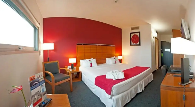 Полулюкс Holiday Inn Bordeaux Sud - Pessac by IHG
