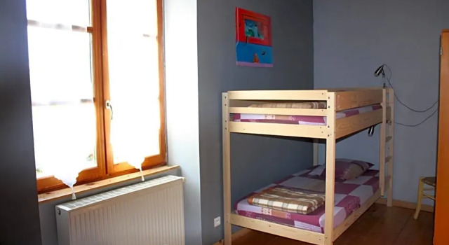 Valcaris: gites, chambre d'hotes et tables d'hotes, Забронировать Отель «постель и завтрак» Ле-Шафаль Vercors