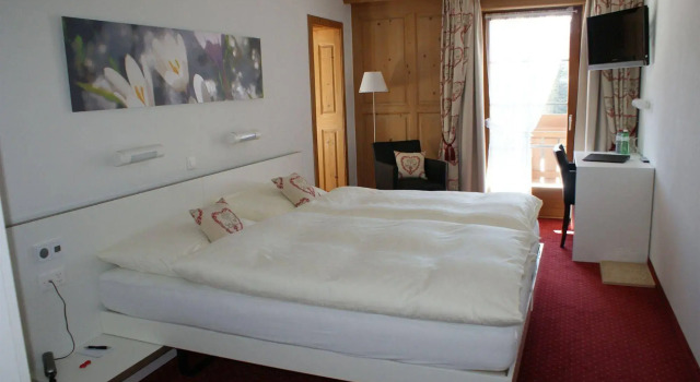 Kesslers Kulm Gästehaus, Buchen Sie Hotel Davos Dorf Davos
