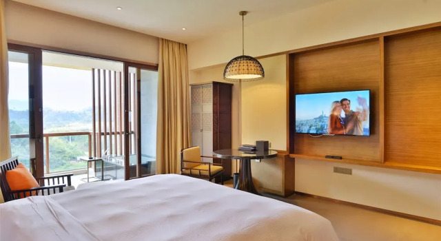 Двухместный номер Standard с балконом Hilton Huizhou Longmen Resort