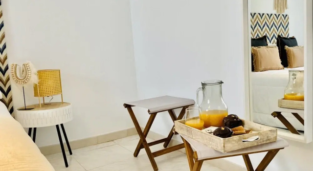 Canaryislandshost l Famara Surfer Apartment, Prenota Appartamento Teguise 