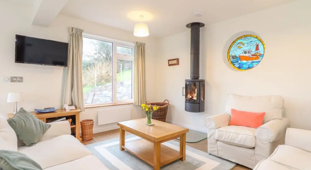 Spinnaker, Cadgwith, Reservar Casa de férias Grade 