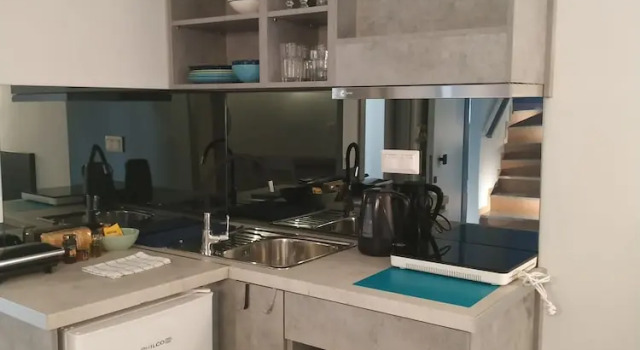Люкс c 1 комнатой с балконом и с видом на город LOC HOSPITALITY Urban Suites