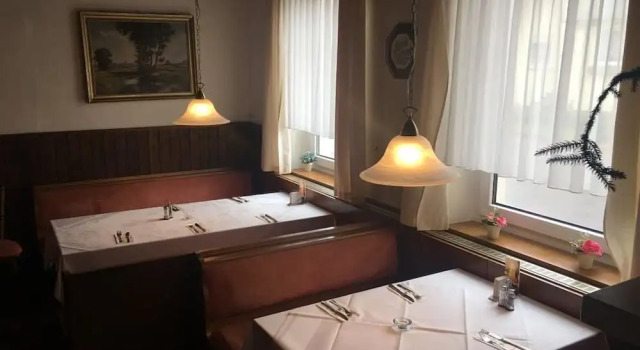 Zum Ritter, Забронировать Отель Отели Weser Uplands с парковкой, Парковка