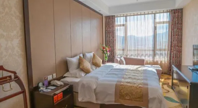 Люкс Deluxe Tianci Marriott Hotel