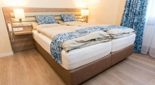 Hotel Saint Fiacre, Book Hotel Hoteller i Bourscheid med parkering, Parkering