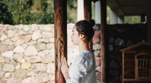 Yifangxi Hot Spring Hotel (Xianahei Branch, Wanfenglin Scenic Area), Buchen Sie Hotel SPA-Hotels in Qianxinan, SPA
