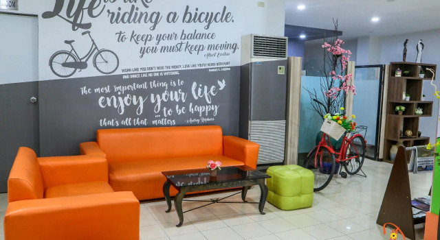 Dolores Hotel, Prenota Hotel Hotel a Mindanao con parcheggio, Parcheggio