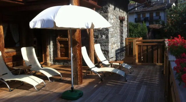 Les Trompeurs Chez Odette