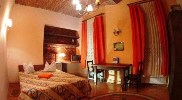 Brasov Apartment in Historic Center, Забронировать Апартаменты/квартира Отели Брашова с парковкой, рядом с Площадь городского совета, Парковка
