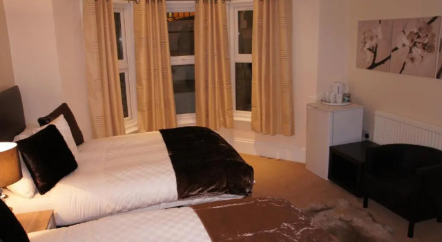 Трёхместный номер Standard Sapphire Hotel London