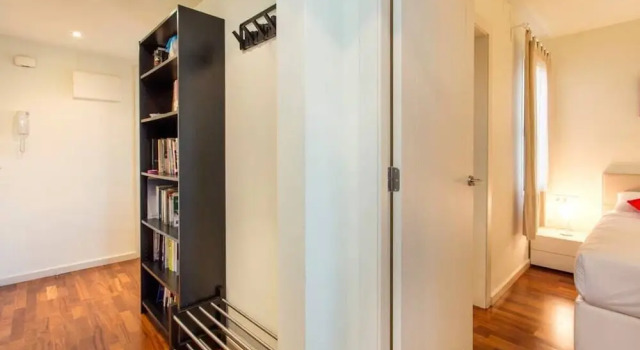 Luxurious 3 Bedroom Flat & Terrace in Sants, Забронировать Отель Барселона провинция Барселона, рядом с Фонд современного искусства Франа Дауреля