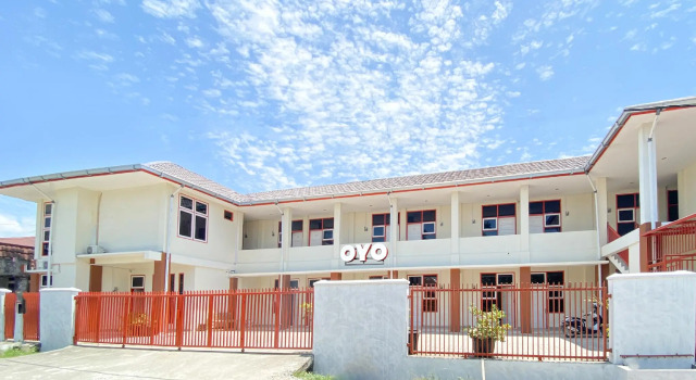 OYO 3092 Falah Residence Syariah, Rezerwuj Hotel Padang Sumatra