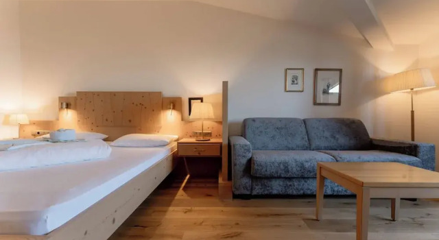Двухместный номер Superior с балконом и с видом на горы Hotel St. Anton