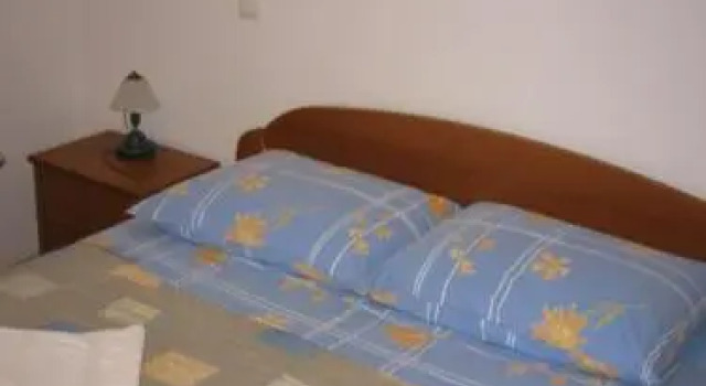Guest House Santulin, Prenota Affittacamere Hotel a Isole Quarnerine con parcheggio, Parcheggio