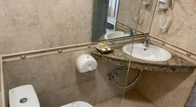 Habitación Económica Hotel Forum