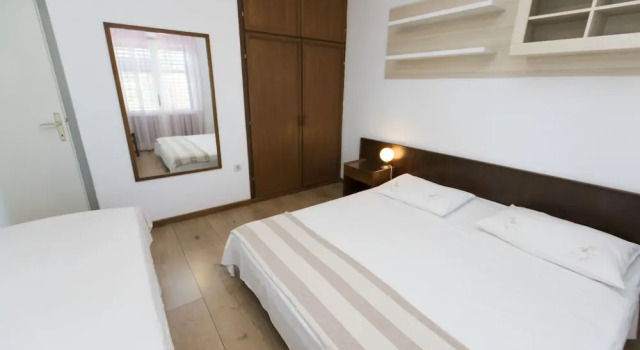 Apartment Rebeka, Забронировать Апартаменты/квартира Апартаменты Примоштен, рядом с Пляж Затока, Апартаменты/квартира