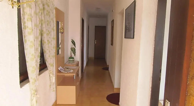 Апартаменты Sunflower Apartment