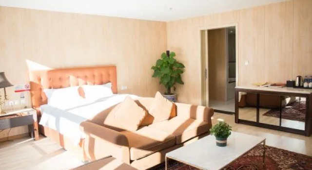 Люкс Deluxe Art Home Hotel (Beijing Fangshan Changyang Metro Station)